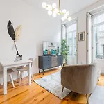 Guestready - Amazing In The Heart Of